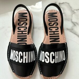 Moschino couture sling back sandal size 39